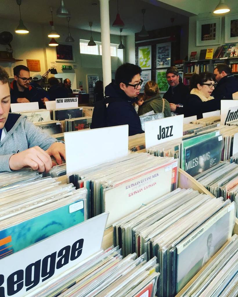 craigdfreeman's tweet photo. Did my bit for #recordstoreday2016 with the purchase of Al Green and Donna Hightower records. The #bookandrecordbar… https://t.co/GsRrF354tt