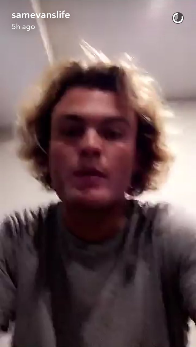 samevansupdates's tweet image. This one is from his snap samevanssnap :)