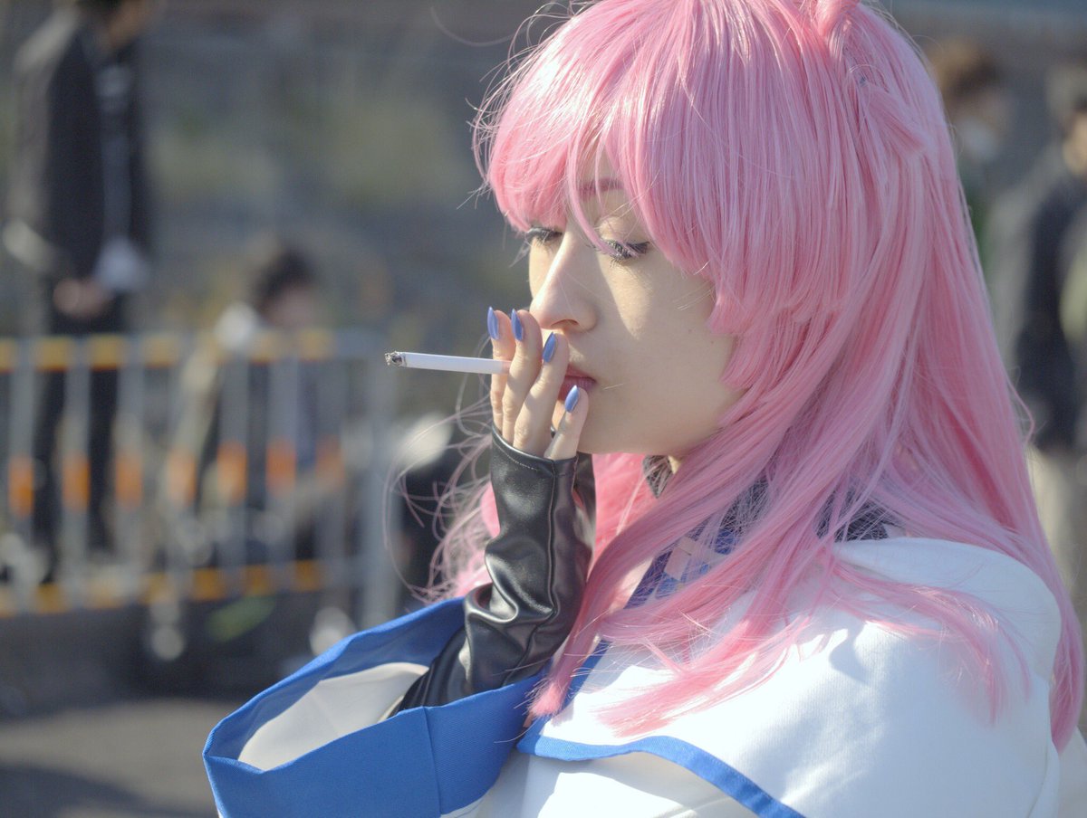 じぇじぇ 超神化フェス開場まであと10分弱 参加の方々は強風みたいでお気を付けて行って来てレポをタグ付きでツイートしてください 参加したかったです コンクリート レボルティオ 鬼野 笑美 じぇじぇ P By ゆうた人 コンレボ