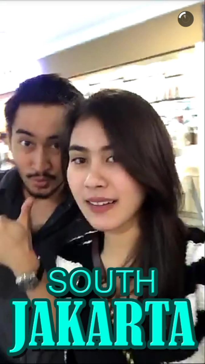 parlina_sari's tweet photo. Ciee yg abis nonton uhuy hhii 🙊😘🍍🍍😍😍 @RealSyahnazS @jeje_govinda https://t.co/a4uzRyKt26