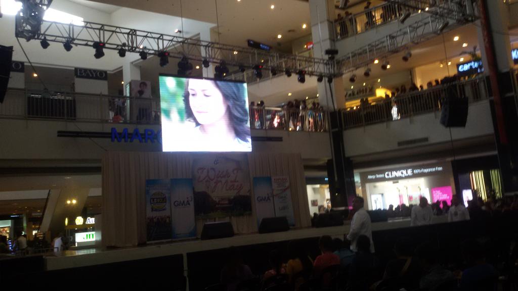 buitison's tweet photo. #WIMBiGuelMarqueeMall https://t.co/Zbov6qT9bS