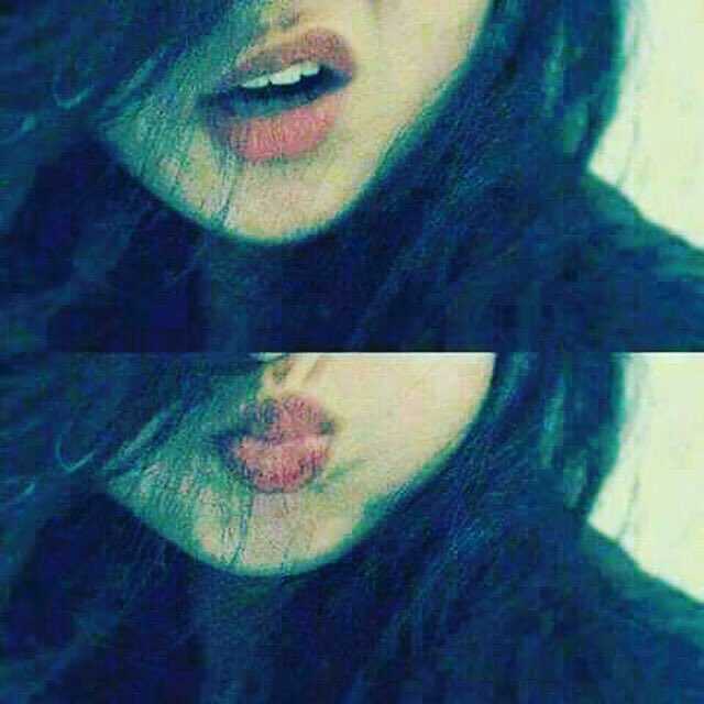 •لا تُجامل بمشاعرك🍁
 
لا تُعطي شعوراًمزيفاً🍃 

لا تستغفل قلباً يُحبك بصدق💙
 
لأن هذ الأشياء [لا تُغفر أبدا☝️