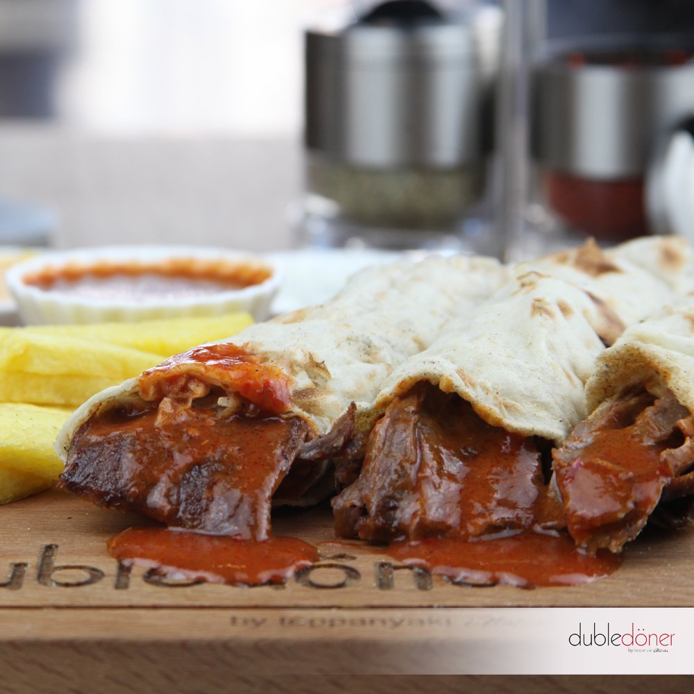 Herkes Döner sever, misafirlerimiz bu lezzeti Duble Döner’de keyfince yer.