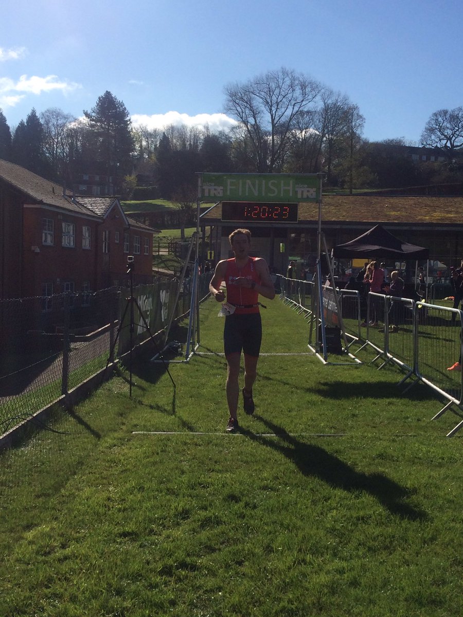 BerkhamstedTri's tweet photo. Well done Oliver!!! First over the finish doing the @KFBerkhamsted guys proud!!! https://t.co/taOmMqGUt9