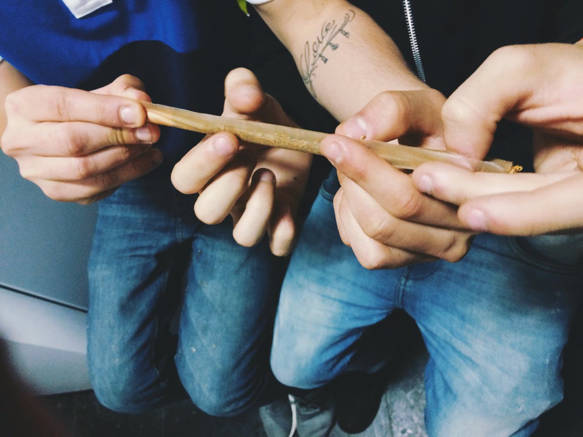 Stonermaniaco's tweet photo. #NewHeaderUpdate https://t.co/9uaNIPqR9L