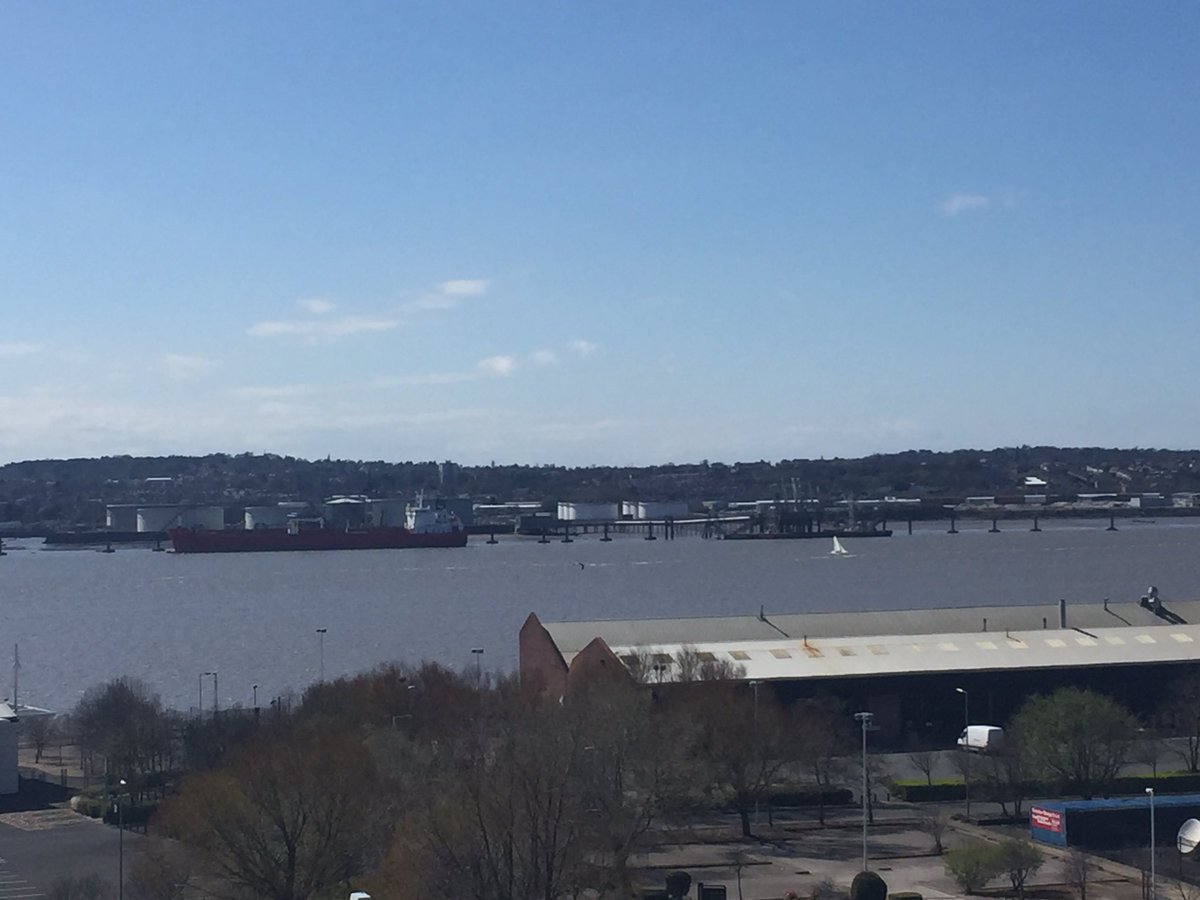 sassy_sasjay's tweet photo. #perfectsunday #chill #menmike #view https://t.co/RSzYktvh65