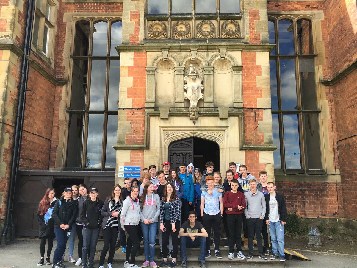 CwmbranHSMaths's tweet image. Massive thanks to @PGLTravel for a wonderful weekend away! 👏😃 #pgl #revisionweekend