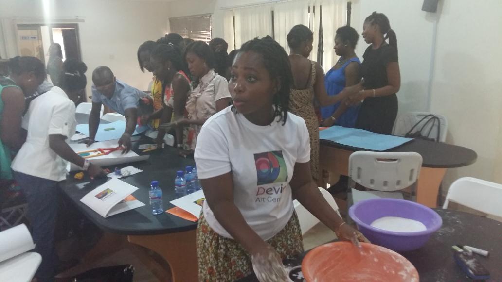 Barcampaccra's tweet photo. Lily Kudzro, #devioartscentre founder, #TFAA winner &amp; Play Changer, doing work @ #creativeartsteachinggh workshop. https://t.co/qooIfRvIMZ