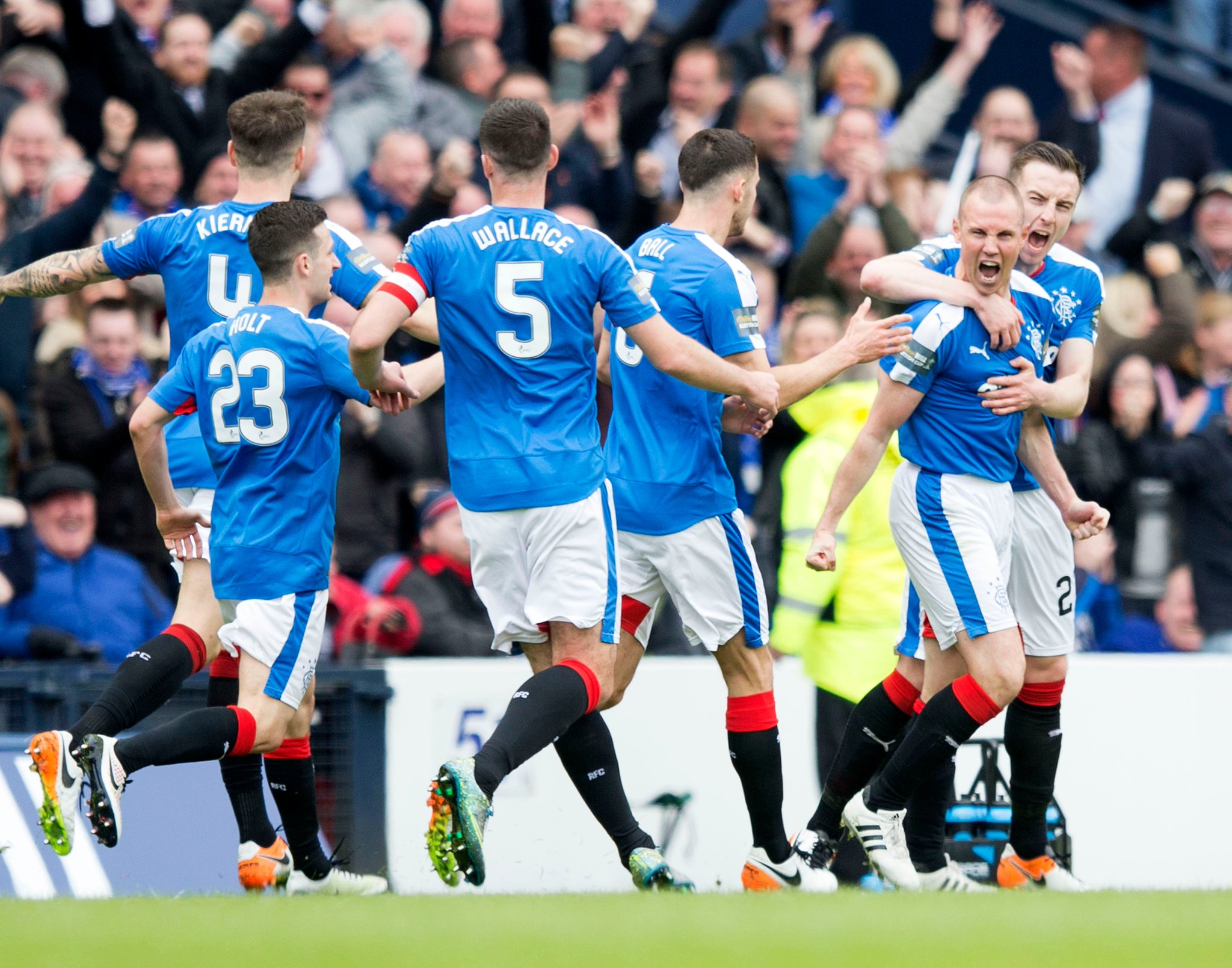 Heitinga'S Bold Ajax Lineup: Can They Beat Celtic? - jhzpype