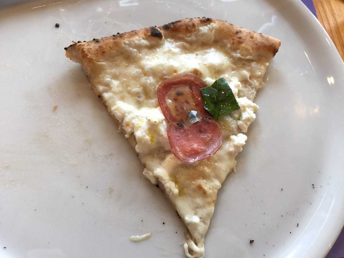 piuturismo's tweet photo. Mozzarella di Agerola e Soppresata di Gioi (cilentana) #cominciadalcampo #cominciadazero https://t.co/cWKzZw0zq6