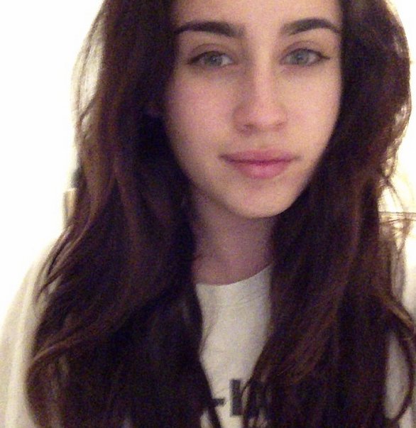 Good morning people of auradon I just got up my hair is a mess and I'm still in my pj's lol