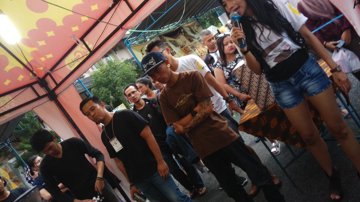 Battle #2 Jogja Coffee Festival
Latte Art SMACKDOWN

#jogjacoffeefest