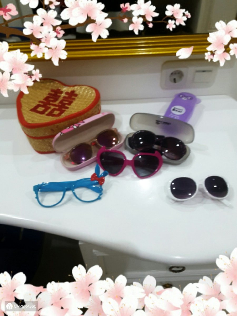 aurelia_ff's tweet photo. Koleksi kaca mata#glasses https://t.co/vwydjNj4mI