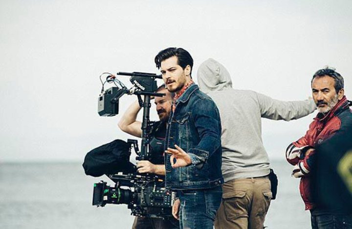 cuworldwidefans's tweet photo. Newly Published / Çağatay Ulusoy @colins Backstage ! 😍 @cagatayulusoyy https://t.co/zsV2mhngve
