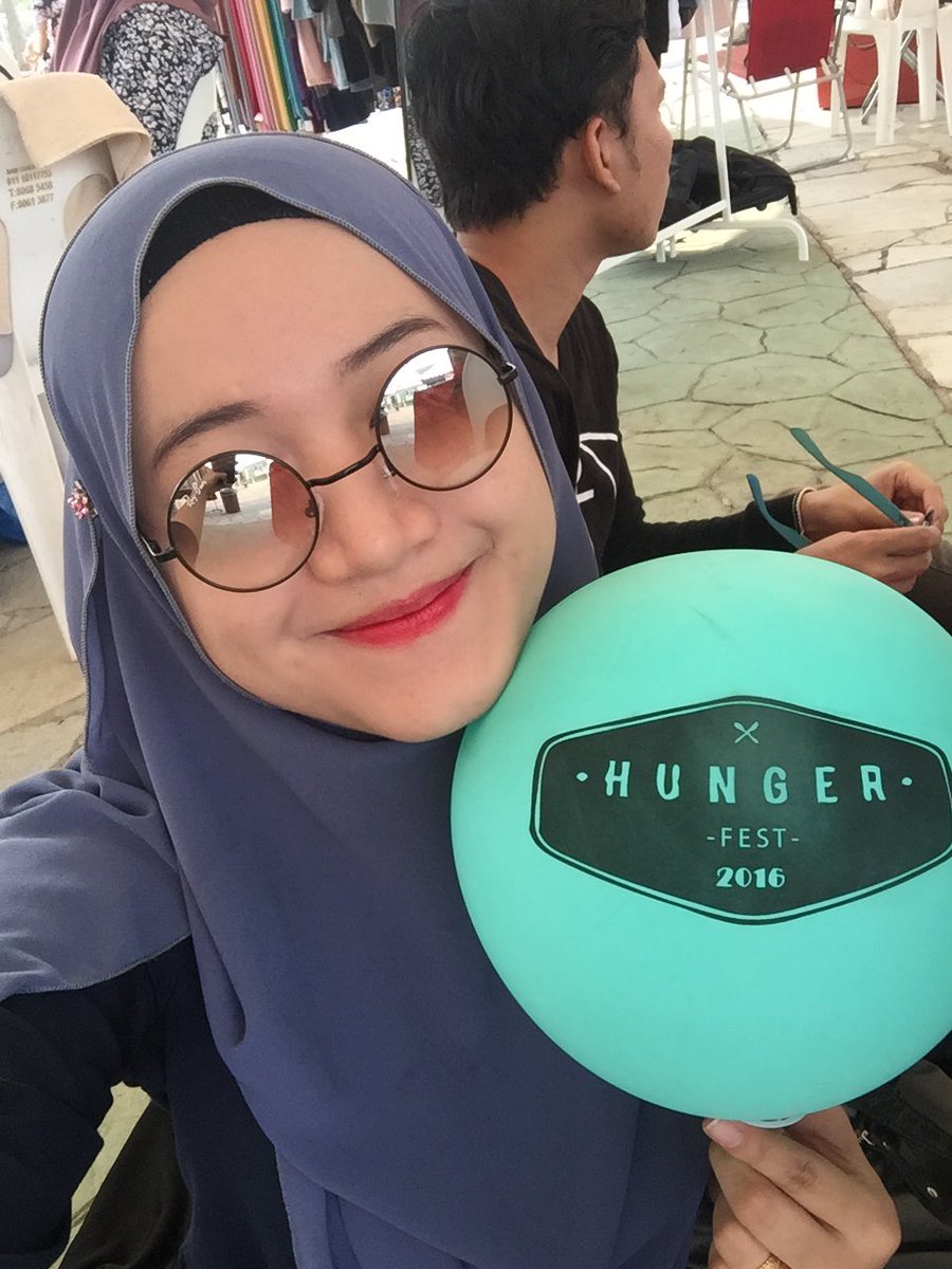 holycifer's tweet photo. Good bye #hungerfest2016 @HungerFest2016 https://t.co/SKA9Xmbxxb