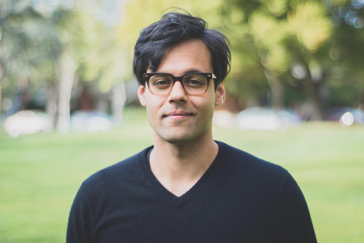 business's tweet photo. .@bprafulkumar, founder of @RobinhoodApp, wants you to trade stocks for free https://t.co/EFQAhuSKlP #BWDesign2016 https://t.co/gIj37qVP1K