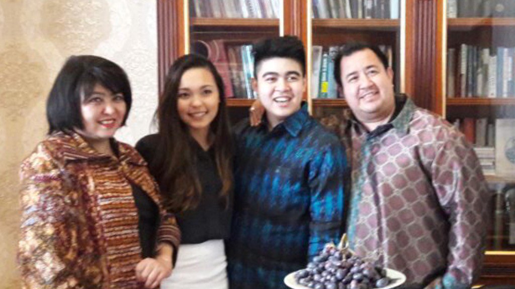 Moselle Lumoindong : Hamba Tuhan - Gilbert Lumoindong - Posts