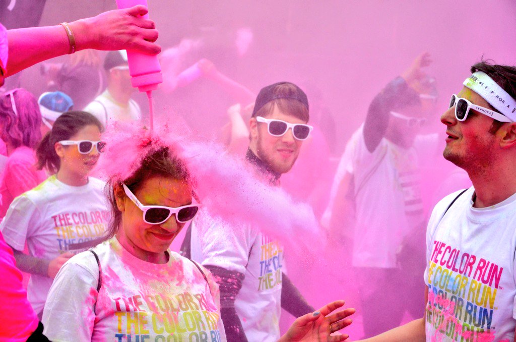 Parisiantouch's tweet image. Color Run 🌈🌈🌈 #Paris #ColorRun2016 #ColorRun #ColorRunParis Cc @TheColorRun