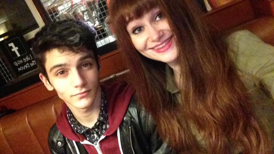 RizlaSmyzla's tweet photo. #DatJawline
#DatFringe https://t.co/Qg6IKIGIDE