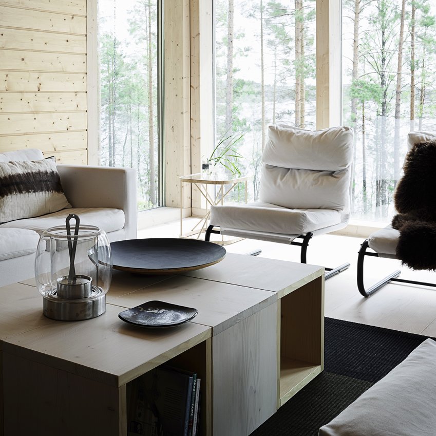 Rural projects, remote escapes and Britain's antiques hotspots - all in #EDCountry7 out now ellede.co/1S42dTC