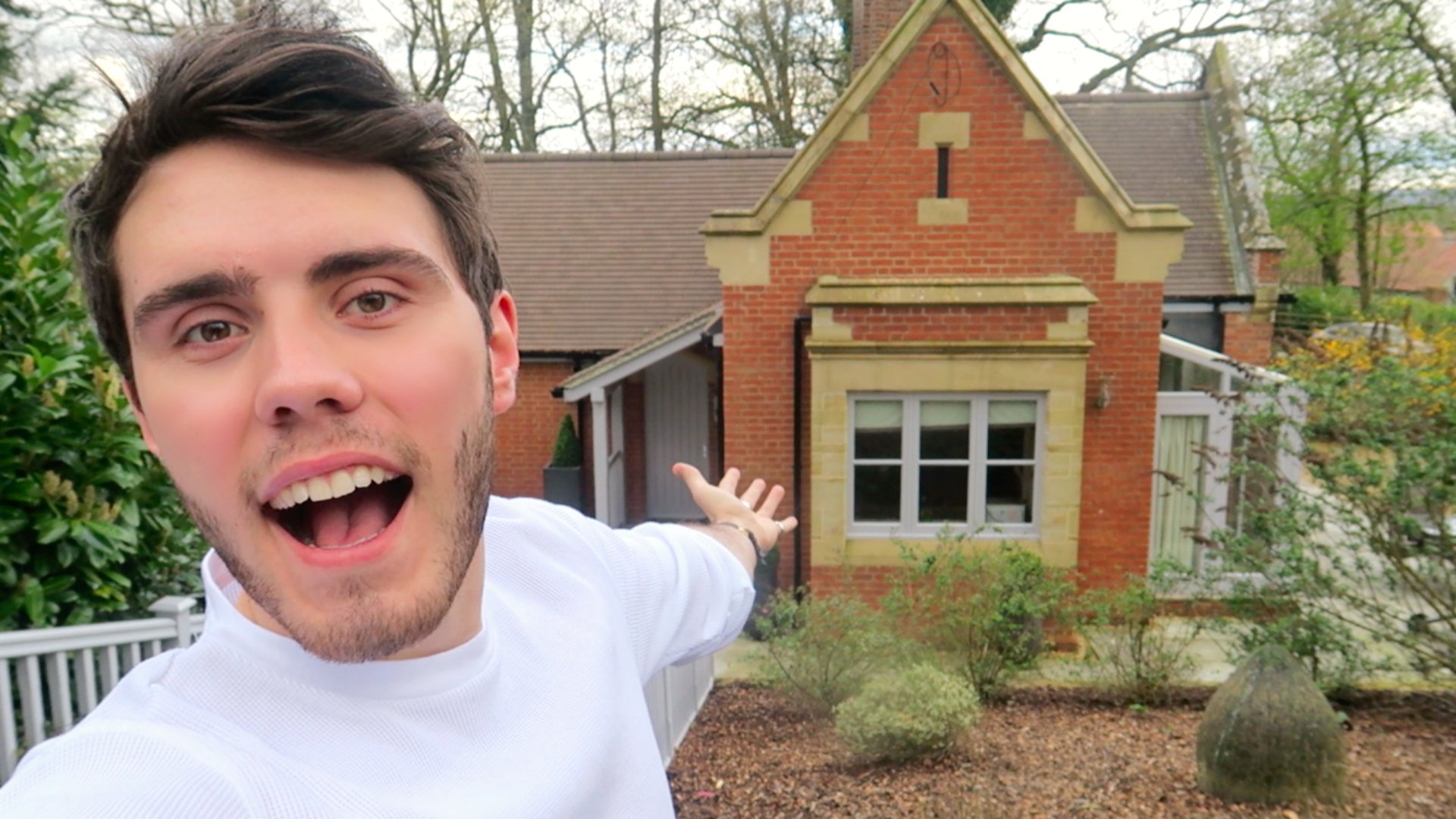 Alfie Deyes On Twitter NEW HOUSE TOUR Https t co 66JmxiLPzE 