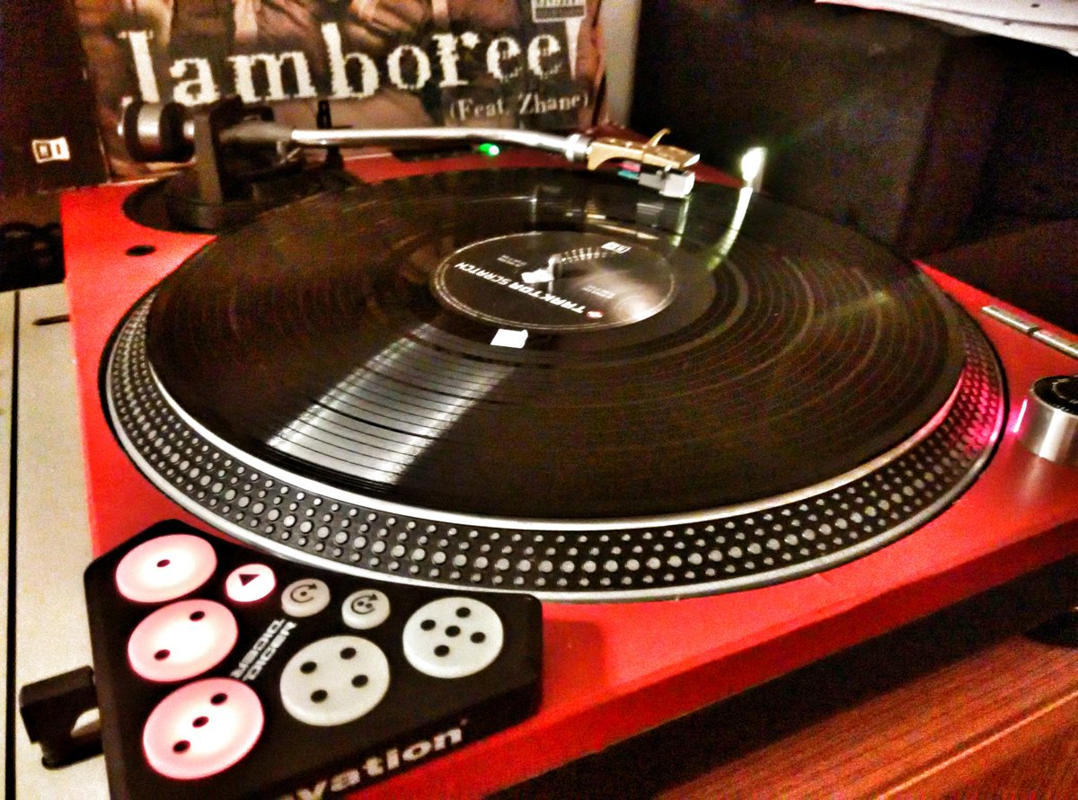 TravisDeejay's tweet photo. #Technics #Jamboree #NovaNation https://t.co/AQiUhQ2INr