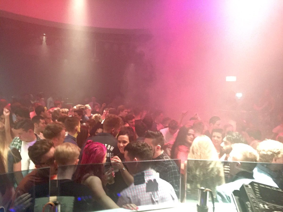 Dj_chris_s's tweet photo. @LiquidDundee Saturday's https://t.co/zGJuRuCfqj