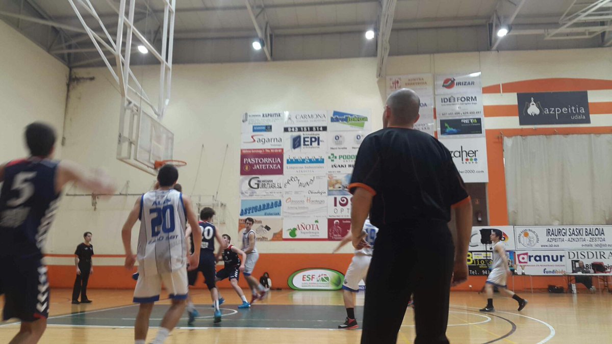 Baskonia's tweet photo. ¡Final #Final4Junior! F5+11 Baskonia... ¡Campeones de Euskadi! Los azulgranas vencen 68-58 a @easo_sbt. Zorionak! https://t.co/5FFzcf2tHn