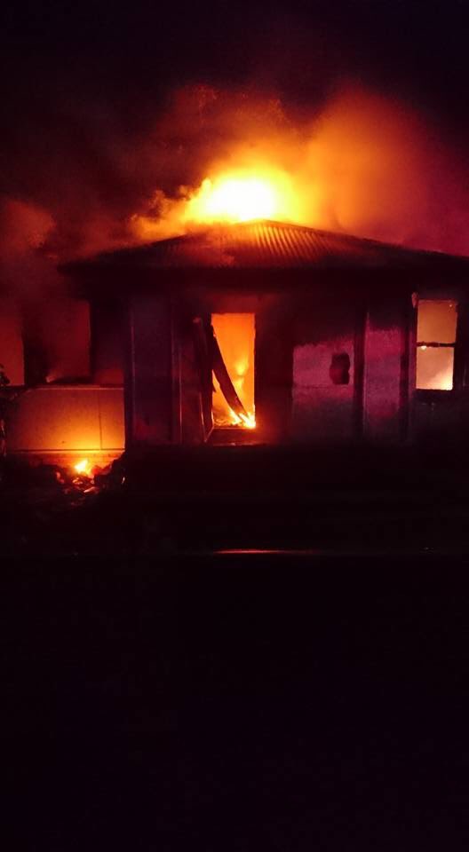 AlisonConn10's tweet photo. Very very bad - houso burnt down - does the insurance come back to building more in Wello? Not! https://t.co/BtFis1RYxP