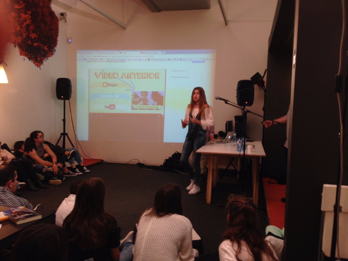 LauraBorras's tweet photo. Moltes gràcies, @JordiSalvadoRiu @diaridtarragona ! Ara mateix la @MartaBotet és al #MonLlibre2016 en acció! https://t.co/vjwgqKRISR