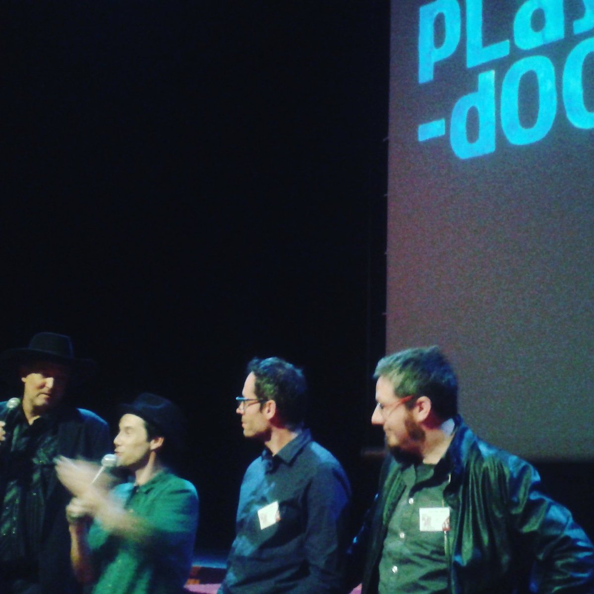 Sinsalaudio's tweet photo. Sábado de @PlayDocFest #TUI #PlayDocLive
Pasámolo moi ben. Hoxe domingo último día e + docus https://t.co/IIsMpzjlYd
