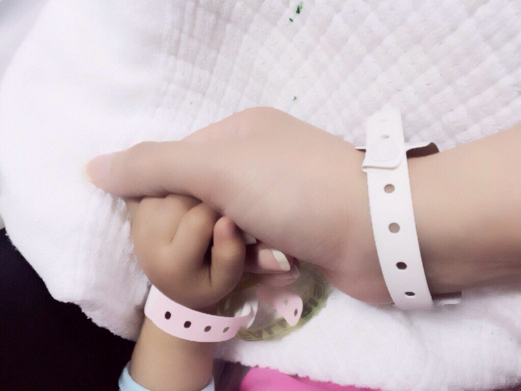 my_noona6's tweet photo. ساعتني "بك" ليس لانك بــ"حاجه" للعنايه"..
ولكن لانني "احتاجك"معي دائما ..
.
#متلازمة_سانجد_سقطي
#فقراء_الكالسيوم https://t.co/JYAPmEyzzO