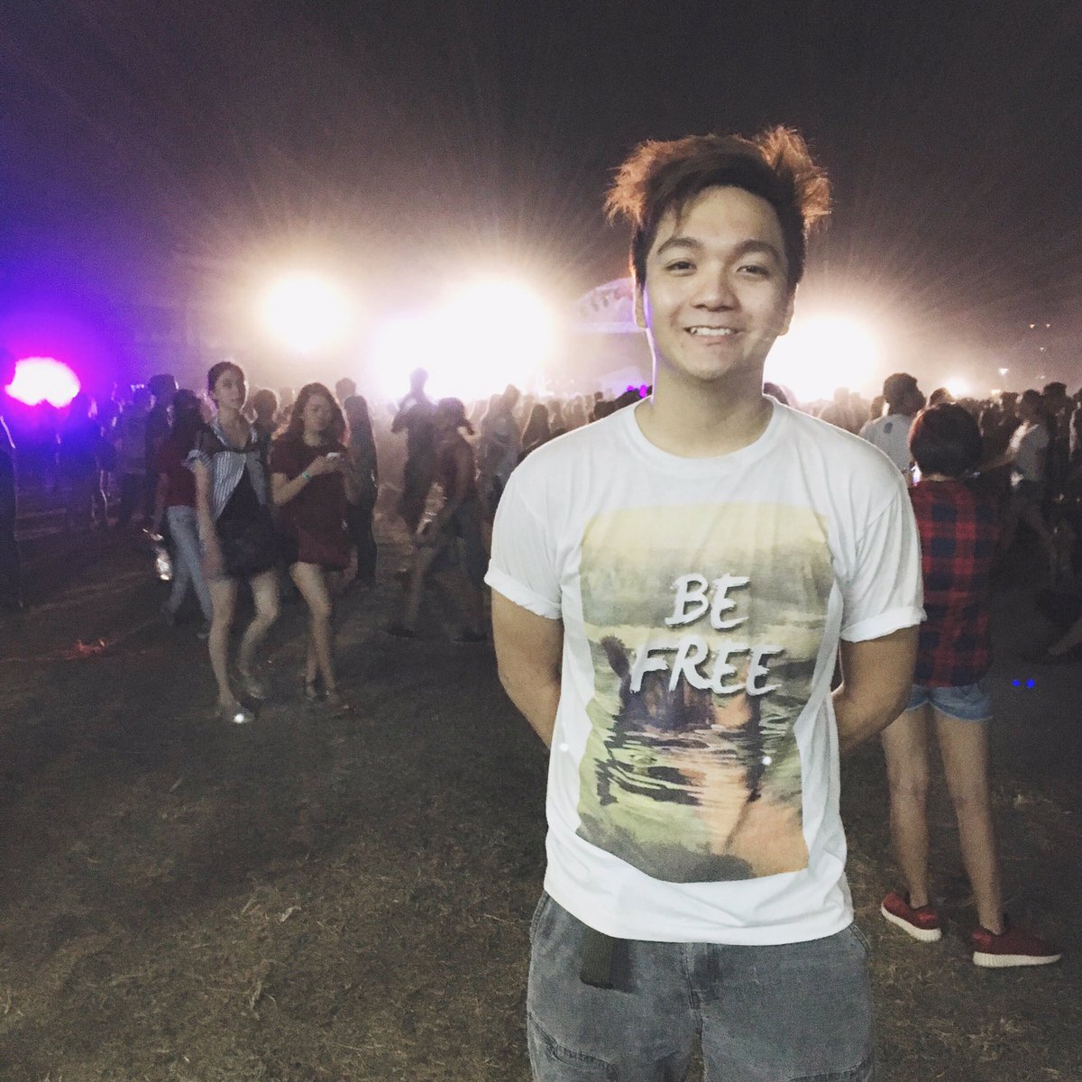 Lemmyawn's tweet photo. We Make It Rain! 3-19-16 🤘🏻
#HydroManila #DrizzlePUP https://t.co/Jwp6zo8q1C