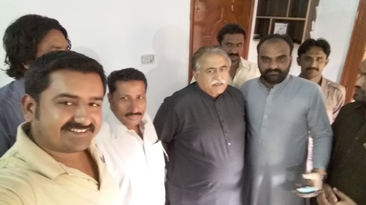 TeamBilawalNomi's tweet image. Meeting #MoulaBuxChandio Regarding the massage of @BBhuttoZardari to Convey the Local Residence of Hyd!