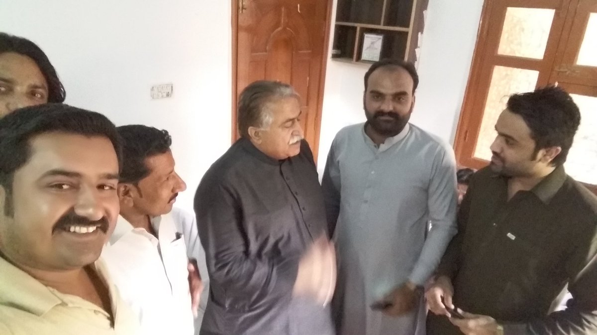 TeamBilawalNomi's tweet image. Meeting #MoulaBuxChandio Regarding the massage of @BBhuttoZardari to Convey the Local Residence of Hyd!