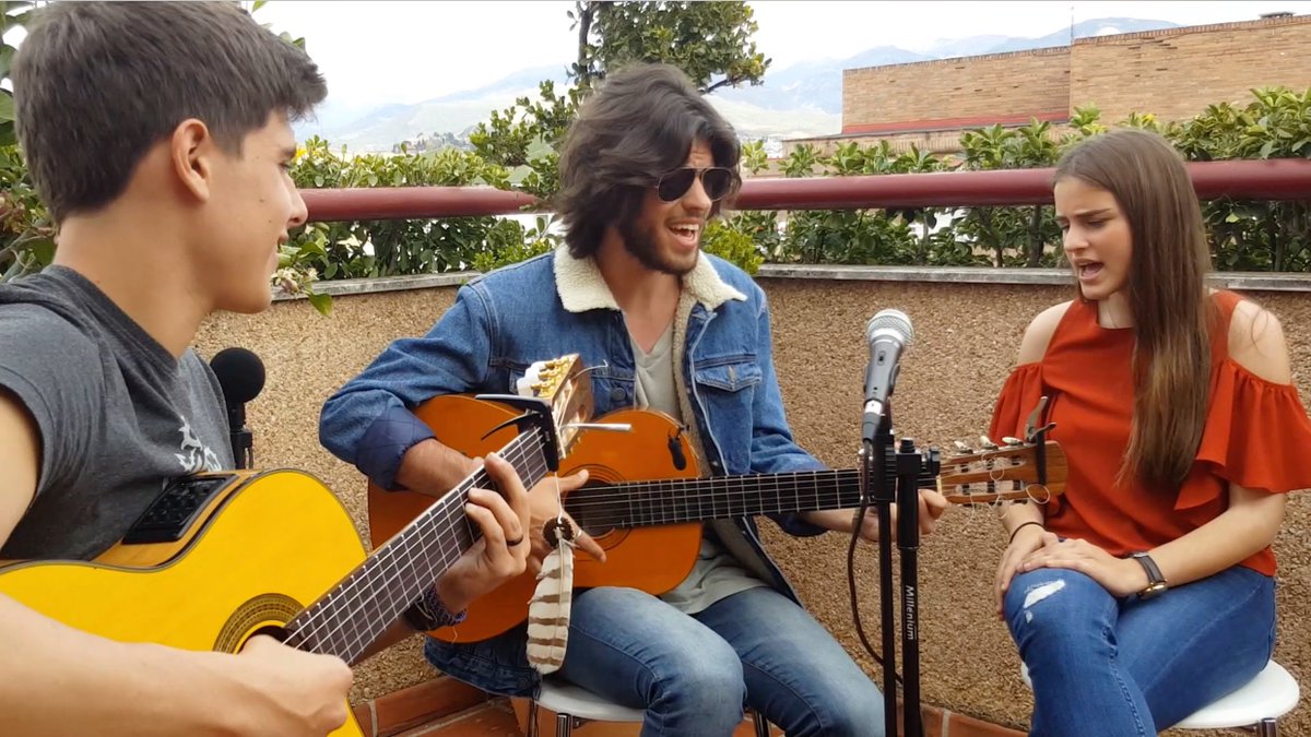 PlazuelaTecha's tweet photo. La PlazuelaTechá sale a tomar el sol una vez mas versionando esta cancion de Nolasco, por.. https://t.co/bzSBImRQe4 https://t.co/MX8oXPnbsS