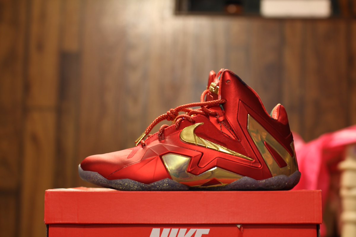 Rick_Fury_1776's tweet photo. Size 10 rep box worn great condition 165 @Mdnate @UncleLace @BarzinAkhavan https://t.co/D5LiT0FLBO