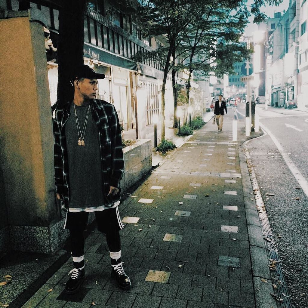 fvhiroki0221's tweet photo. 撮影シタヨ (携帯でお互い取り合っただけってのは秘密)

#mortparis 
#adidas 
#adidasoriginals 
#supremenyc 
#drmarten… https://t.co/ltBykFdQLu https://t.co/Xaz5z92Dbv