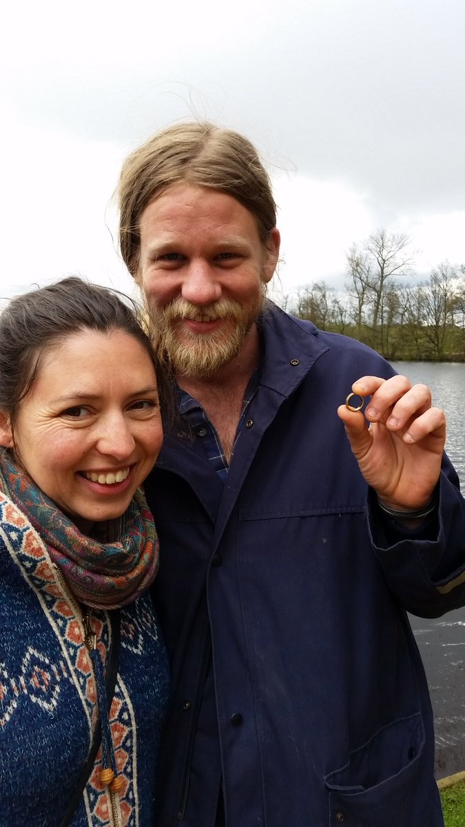theodejo's tweet image. @Minelab found it back the ring of his australian grandma that she lost in a lake in North Belgium. #detectorist