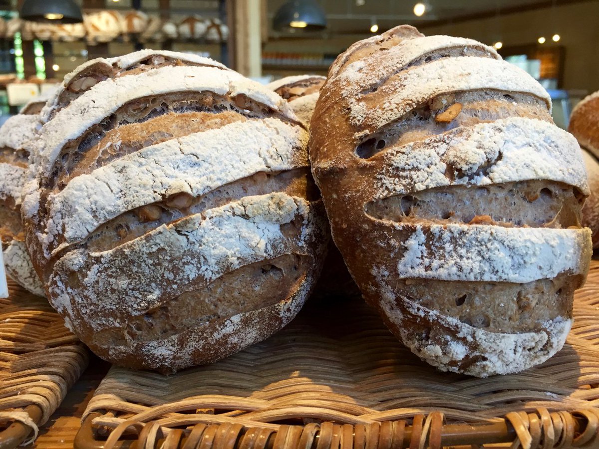 Organic artisan bakery and cafe in Tokyo, Japan! #bread #organic #bakery