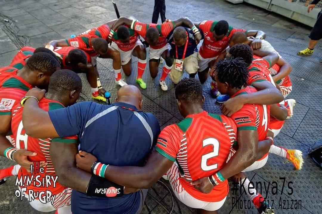NickKorir's tweet photo. Kneel before God and you can Stand Up against anyone!
#Shujaa
#Kenya7s
@KenyaRugby247 
@kenya_7s 
@KenyaSevens https://t.co/Jj9wheGfAr