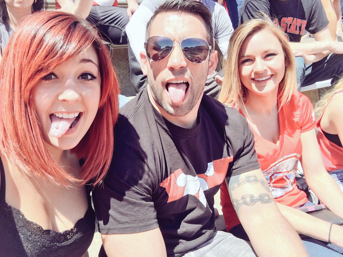 ashlat35's tweet image. #osu #springgame2016 #campusbars #myboos #turningheads