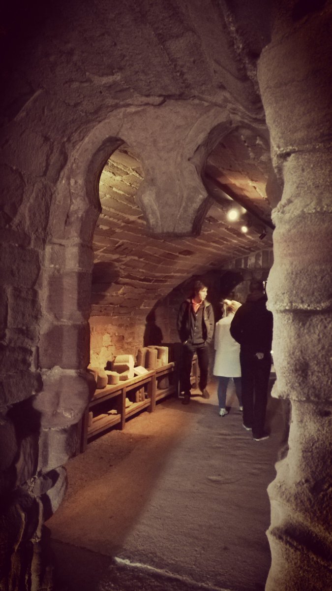 katterpatter's tweet photo. To top off a great weekend with #RotaractOnTour the #Arbroath club took us round the Abbey and a smokie house -braw! https://t.co/ycQGYejkzU