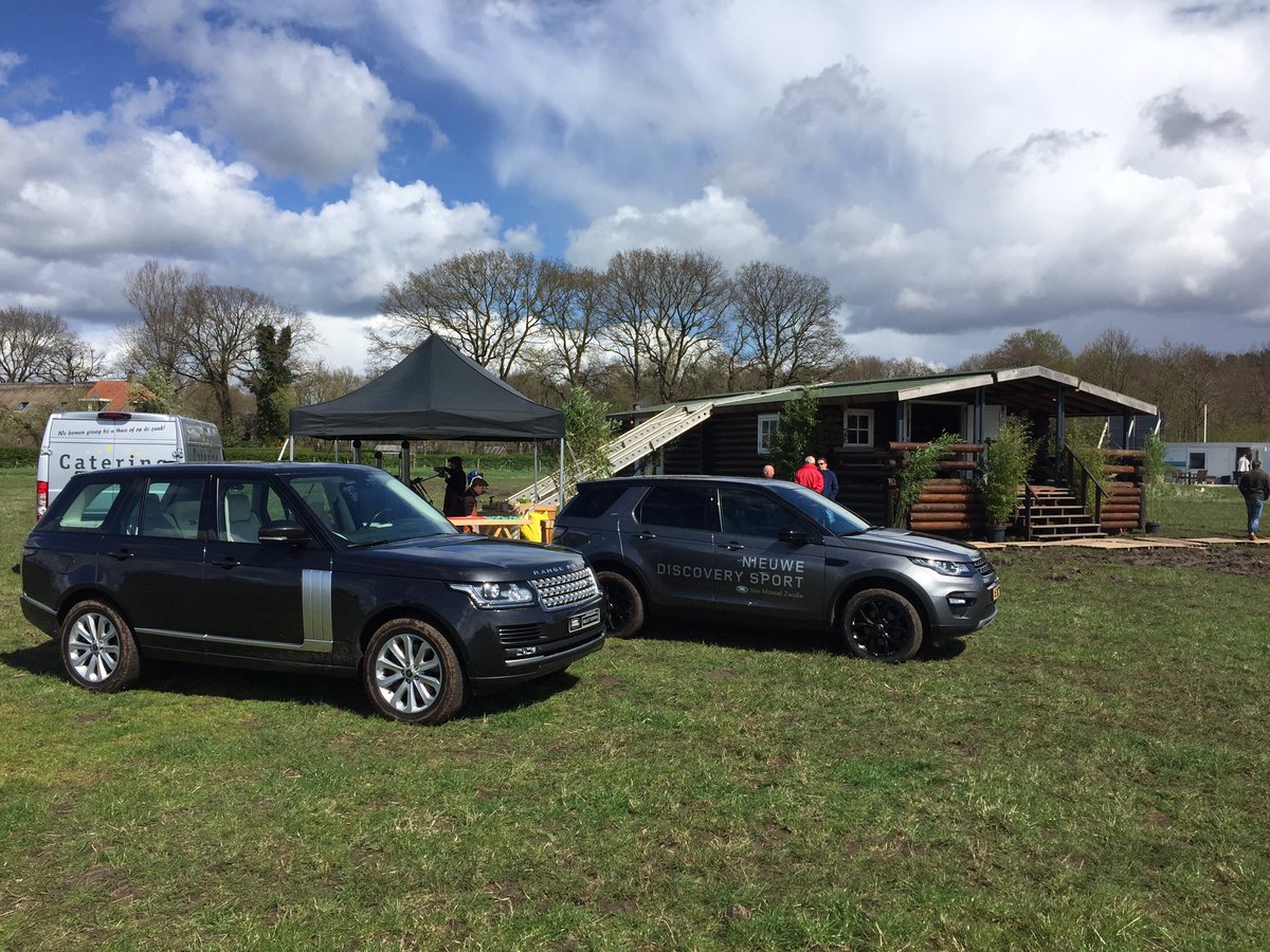 vanmosselJLR's tweet photo. Aanwezig met de @LRE_NL Land Rover Experience blokhut op een event van @FehseMakelaardy Buitengoed Rheelanden https://t.co/R2WZtMwMyG