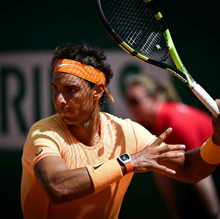ParikhAditi's tweet photo. And that's how we play the third set.. Welcome back @RafaelNadal #KingofClay @ATPWorldTour https://t.co/zN945CcNOd