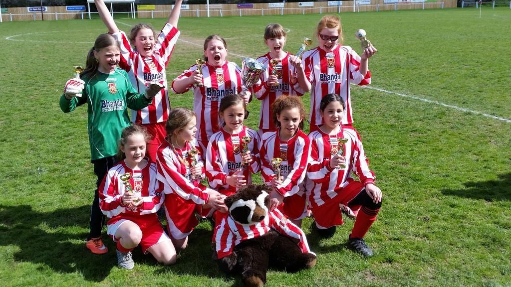 The winning team! <a href="/StourbridgeFC/">Stourbridge FC</a> U10 girls won the Mercian league this pm. Well played all of them.