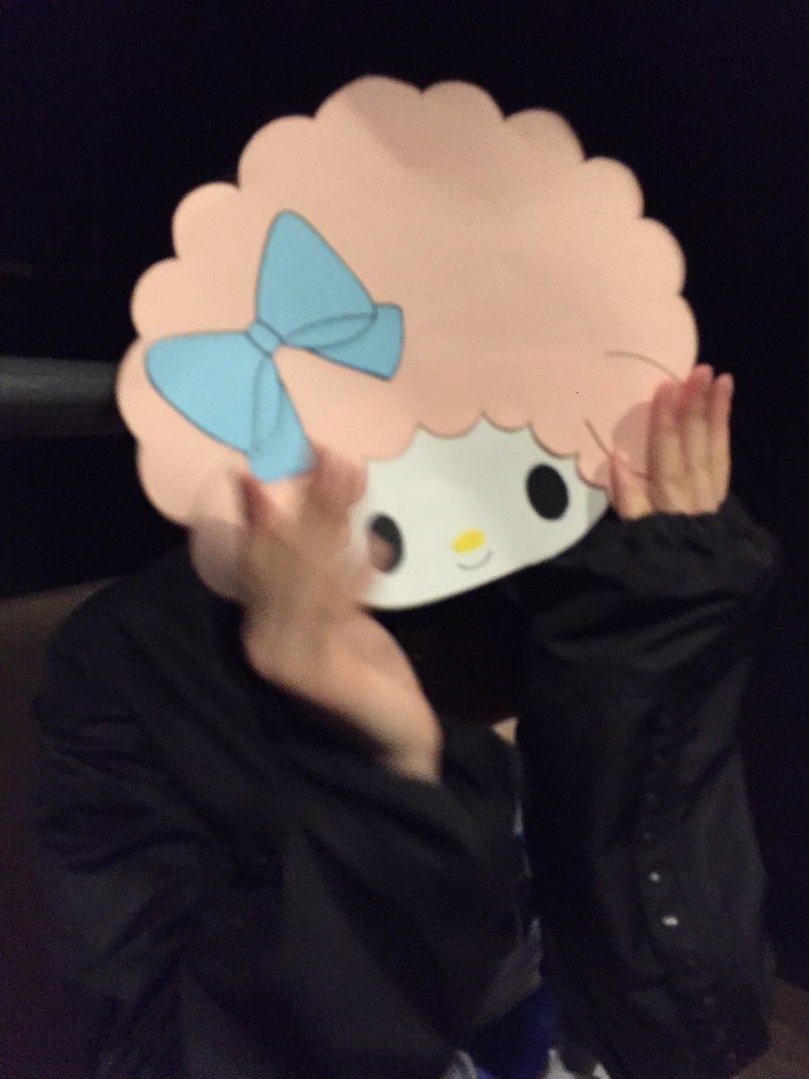 aaaaa_shan's tweet photo. なつる卒業ライブめーっちゃ楽しかった😋少し危なかったけど泣かなかったよ( ˙༥˙ )♡なつるちゃんに出会えて１年２ヶ月幸せしかなかったですありがとう愛してる~~~ https://t.co/LTevWQkmWZ