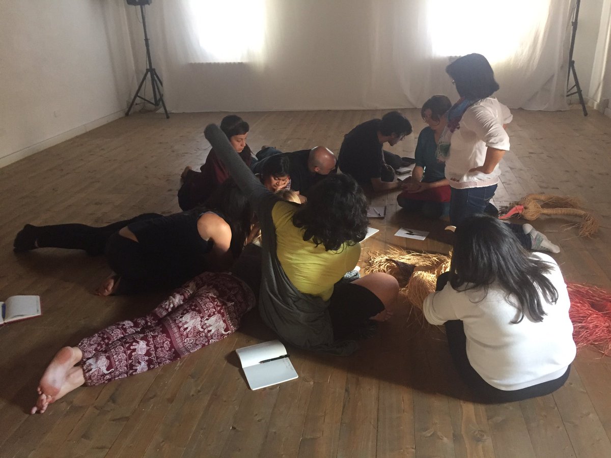 sylvester_draco's tweet photo. Working on #10yearsRagsofMemory from the past to the future #Performazioni2016 https://t.co/8M9orK1COi