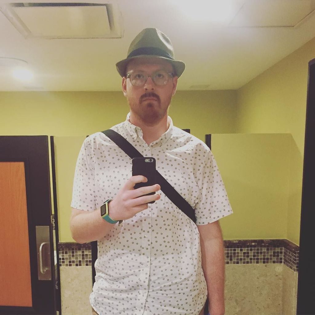 hershmanrossi's tweet image. got to use my rbf at a time share presentation we accidentally ended up on. #didntbuy #freetickets #andalsoafreebot…
