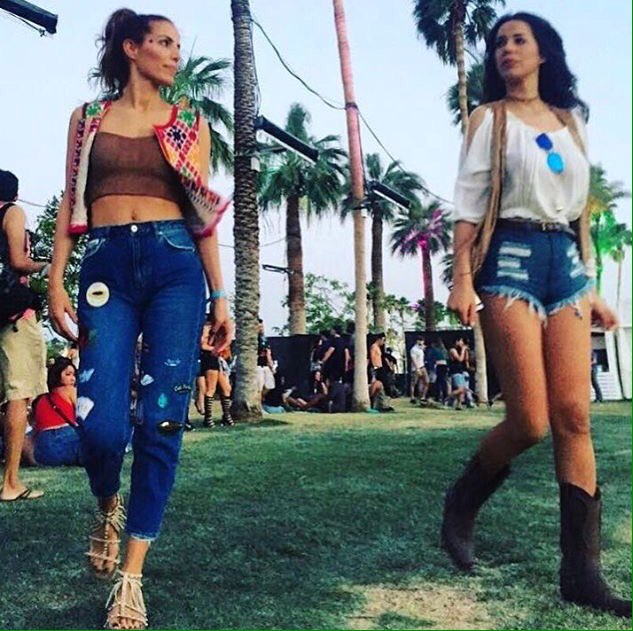 DEIRISARRI's tweet photo. Amamos nuestros Crop Tops en Coachella2016 🙌🏼 y las más guapas usándolos 💥 @criswarner
#deirisarri #detailisrad https://t.co/q4vDaE7tFR